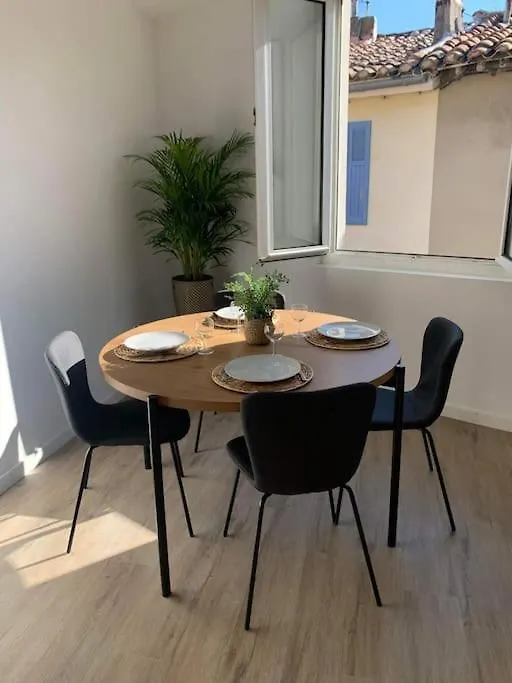 Duplex Au Coeur Du Village De Cassis